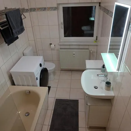 Kleinbreitenbach 2 Apartment *
